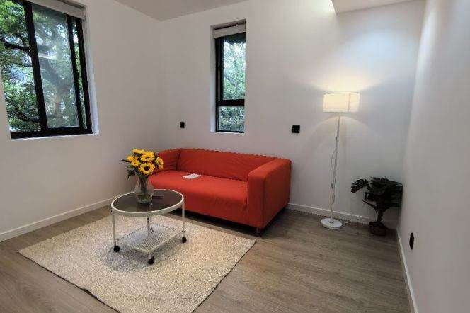 Cozy clean 1br Nr hengshan road M1