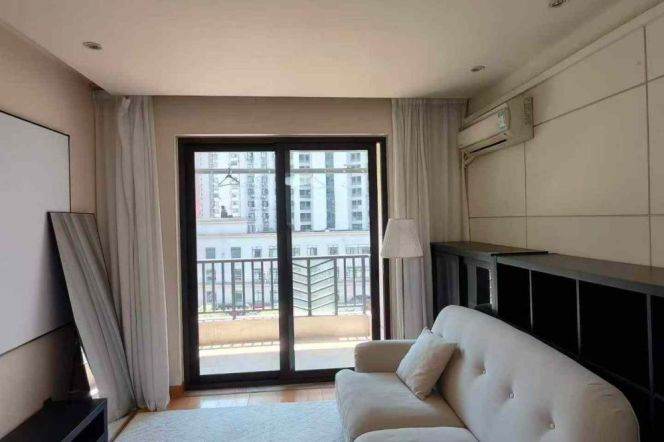 Jiangning Rd Station Elevator 1Br with Open Balcony Line13