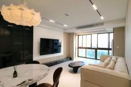 Well Renovated 2BR 2BA High-Floor w/Heating nr Line 6, Lujiazui