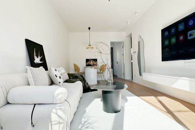 zhongshan park station one bedroom