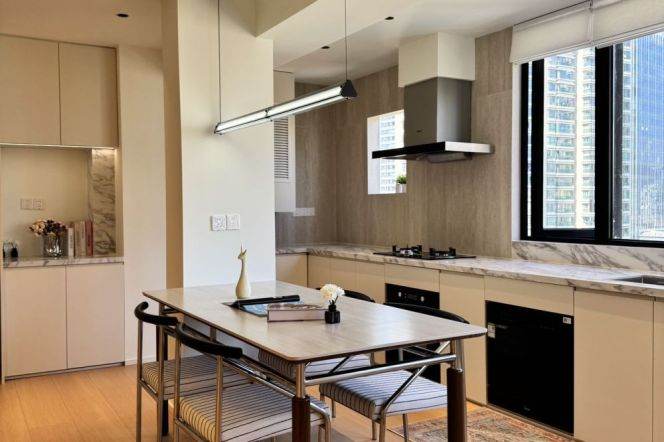 Spacious 2+1BR 150Sqm + Heating | Elevator building |0Step Changping rd L7 