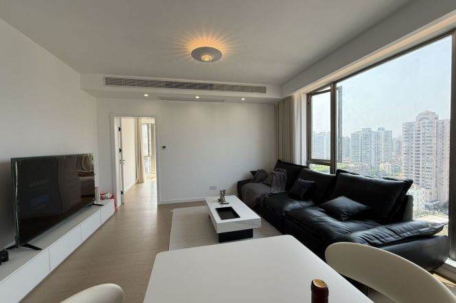 High-rise Apt with Horizontal Hall