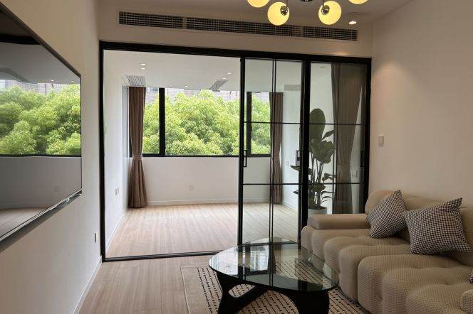 Greeny&Modern 1+1Br | Jiaotong Univ.L10/11 | floor heating + elevator