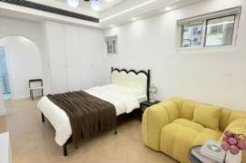 Nice&bright 1br/1lr @west yan’an rd sta 5.3k