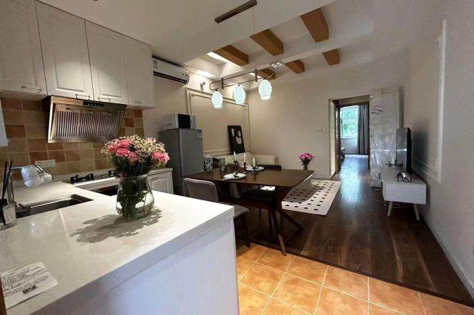 Jiaotong uni/modern 1br 2lr/bright room/brand furniture,@L10/11