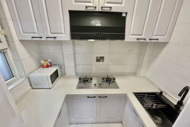 Shangyin Community — Sunny 1BR  — 8,800 RMB