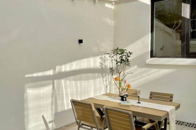 IAPM Fuxing M. rd/Fenyang rd floor heating 2brs/2lrs/1ba apt with garden; L1/10/12