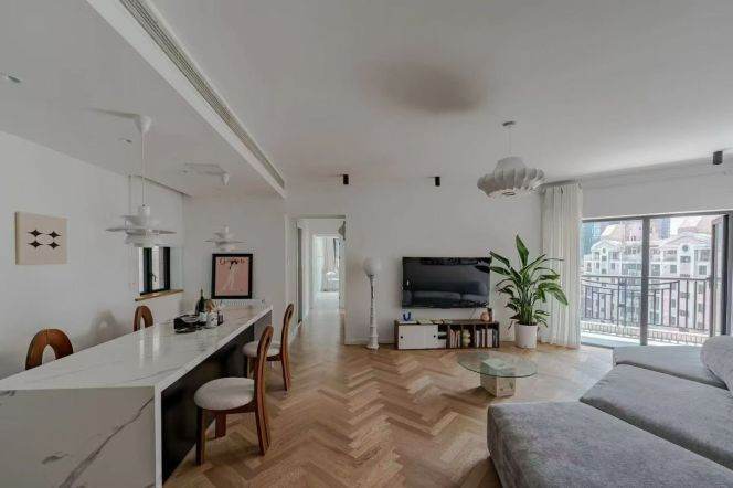 Dongzhuanbang/Jiangsu rd wall heating 2brs/2lr/2ba apt with balcony;L2/11