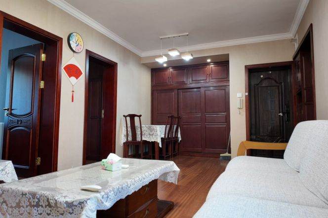 2br, first rent, Siemens appliances, dry, dishwasher, wall heating, 9k