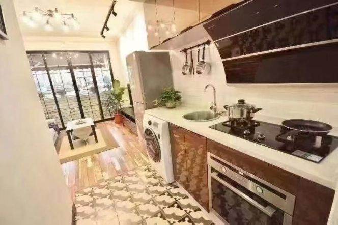 Jianguo/South Xiangyang rd bright 1br/1lv/1bt wt open balcony; L9/12