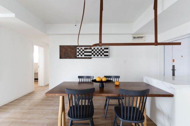 modern big 3brs floor heating open balcony near line 4,8 and Huang pu river only 25K