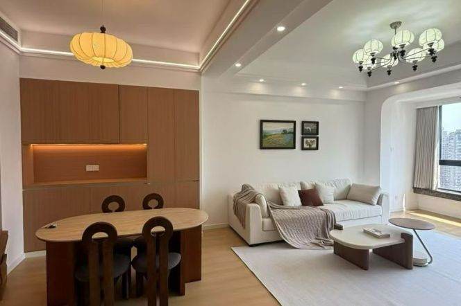 3 Brs, 2 Baths, Brand-New Dec, Central ac/Dish washer, 140 sqm @ Jiangning metro L13