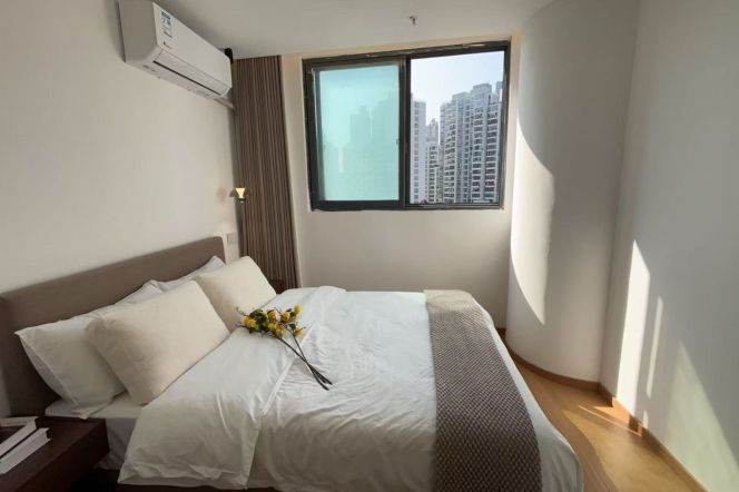   Spacious-Fashion-lift-1Br-Nr Huadong Jiaotong uni-Caoyang rd/Putuo area/L3/4/11/13/14