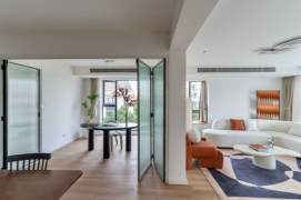 Bright 3-Bedroom Apartment river view  Huangpu District