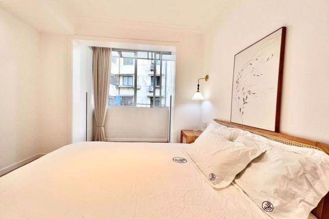 1 br near L2/L11 jiangsu rd station