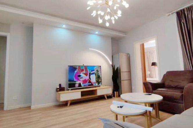 Lovely comfortable 1BR 1 LR near Jing’an temple