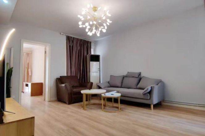 Lovely comfortable 1BR 1 LR near Jing’an temple