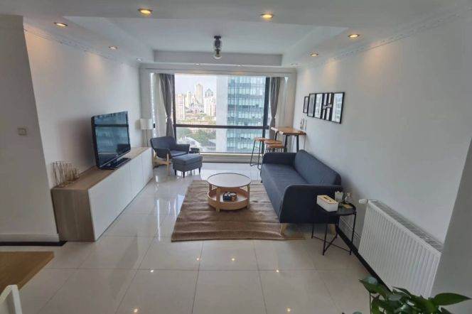Oriental Paris — High-Floor 3BR with Wall Heating — 25,000 RMB