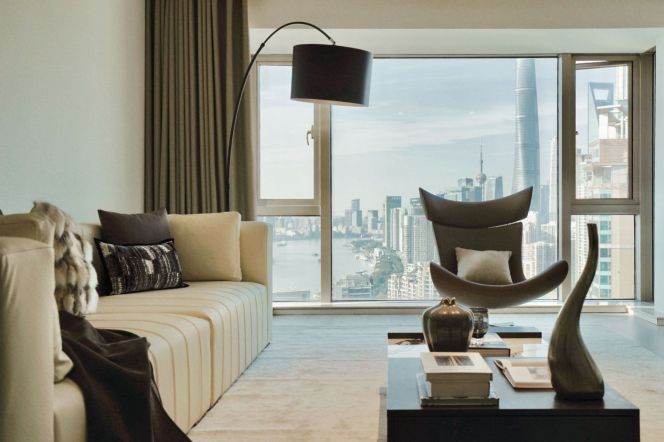 Luxury High-Rise Riverfront Residence at Pudong lujiazui 