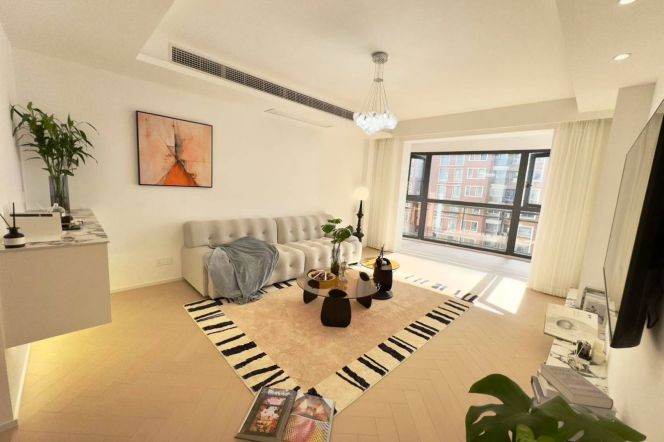 West Beijing/Chengdu Rd 2brs/2lr/2ba apt wt floor heating;L2/12/13