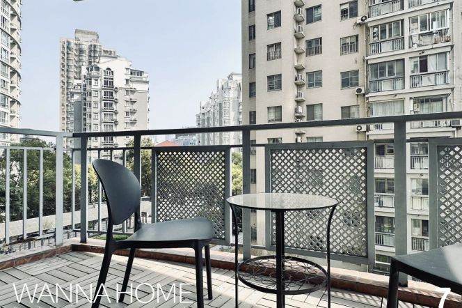 Garden Compound/Hongqiao Rd MT/Open Balcony/Elevator/Bathtub/Walk-in Closet/Cozy3+1br2bt