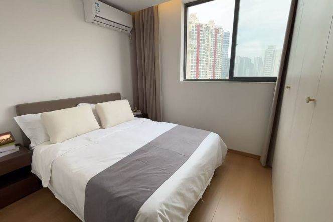 Spacious-Fashion-lift-1Br-Nr Huadong Jiaotong uni-Caoyang rd/Putuo area/L3/4/11/13/14