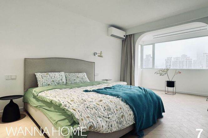 Luxury Building/Line 1/8/12/13 MT/Suzhou Creek/Fantastic View/Large Storages/Cozy2br