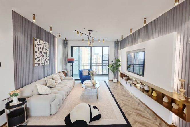 modern 3brs balcony wall heating modern furniture beside Huang pu river only 22K