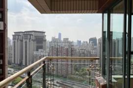 Jing'an Temple, The Courtyard 2-bedroom, with underfloor heating and an outdoor balcony