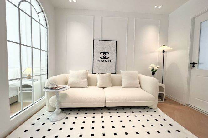 jiaotong uni.1bed big terrace 