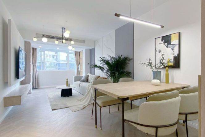 Fahuazhen rd cozy 1br with floor heating   /  Spacious / Bright / Modern/ Quiet / Stairs
