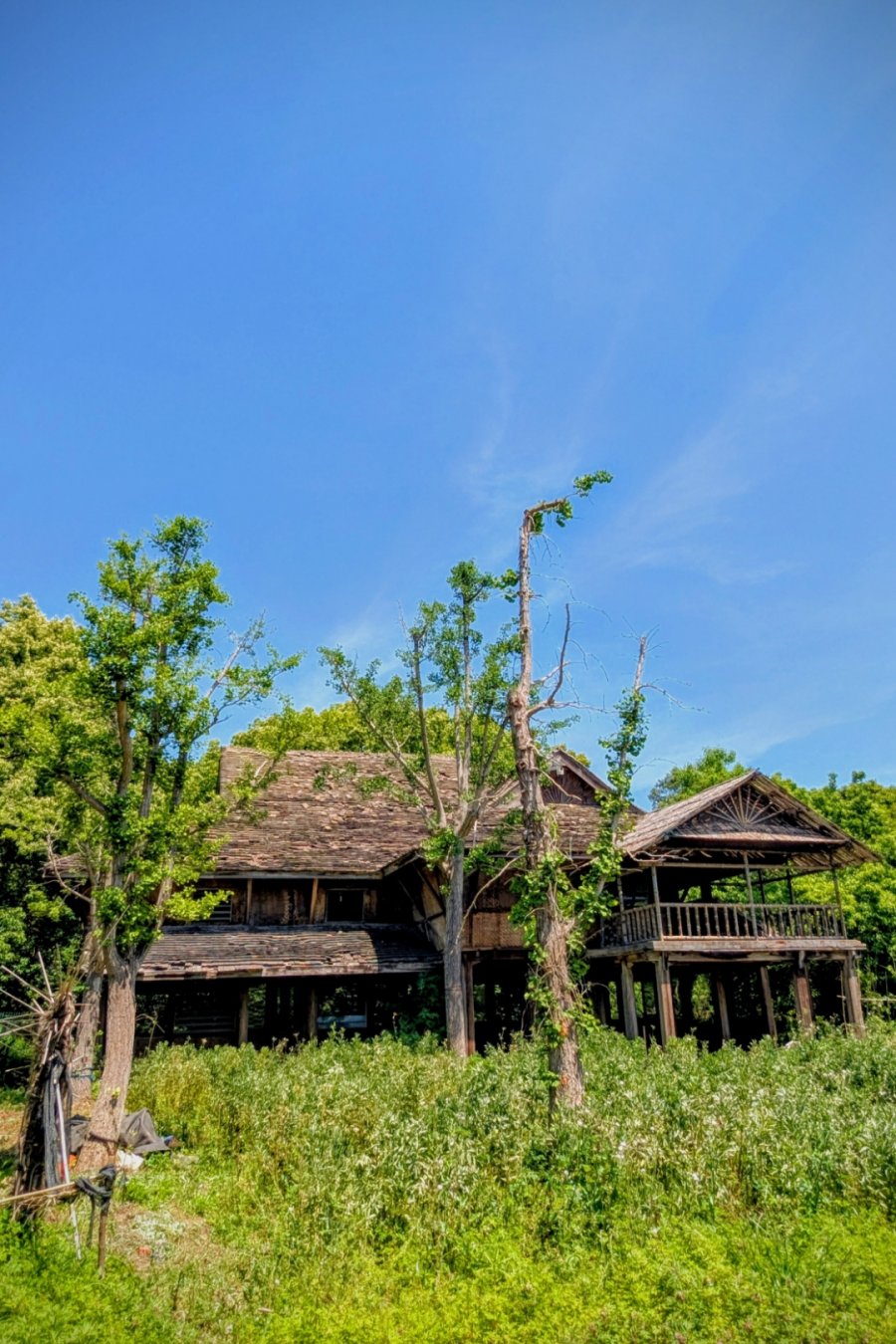 Lost Burmese Stupa and Abandoned Miao House: A Mini Detour Worth Taking