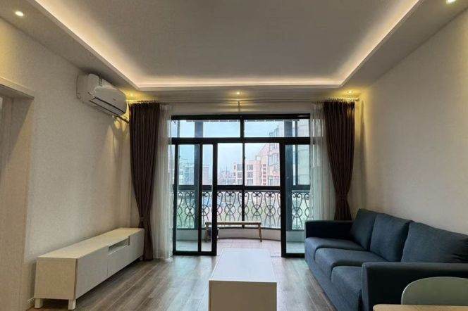 Prince Garden — Modern 3+1 BR with Full Floor Heating — 18,500 RMB