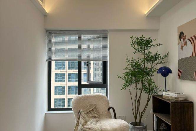Kerry Everbright City -1+1br 90sqm Brand New -Lift - Comfortable Home 