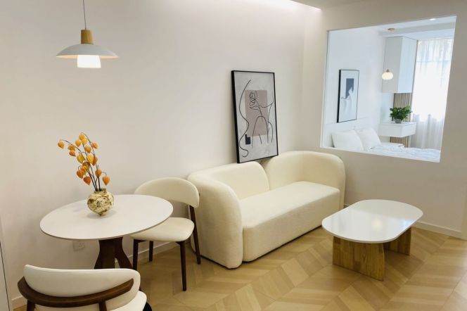 7.4k clean 1Br with floor heating Nr Changping Rd.line7