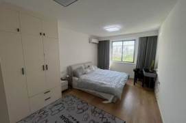 Elevator Spacuous&Good Value 2Br/2Lr/1Bt Super Close to L10/11 Jiaotong University Station 
