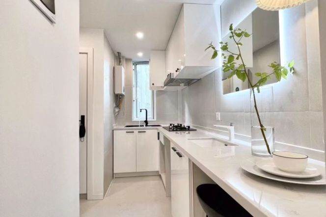 jiangsu rd.1bed3rd floor 7200