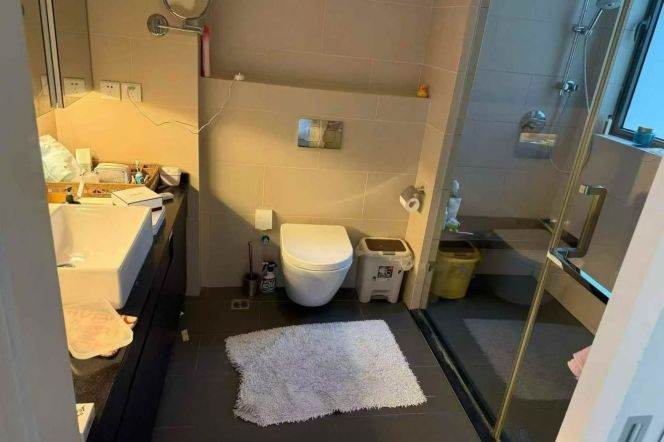 Close to Nanjing West Railway Station. 3-bedroom apartment. Excellent value for money
