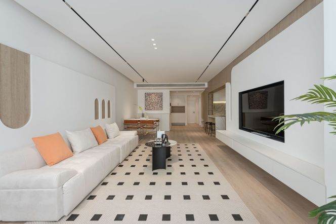  Modern 4BR Apartment  Yuyuan Road | 170sqm | Jiangsu Rd Station