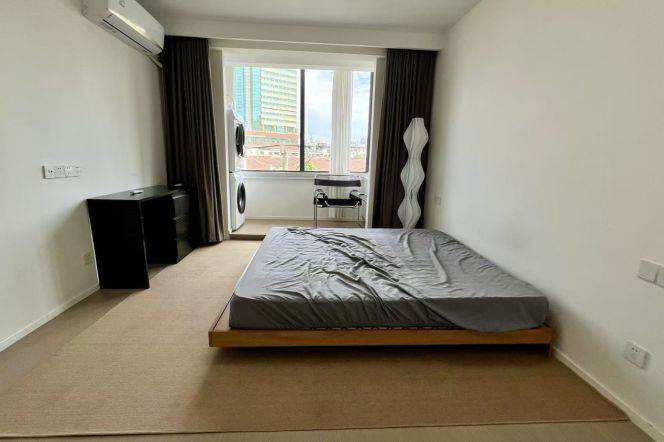 Nice 2BR New deco APT Wuyuan Rd Changshu Rd 14k