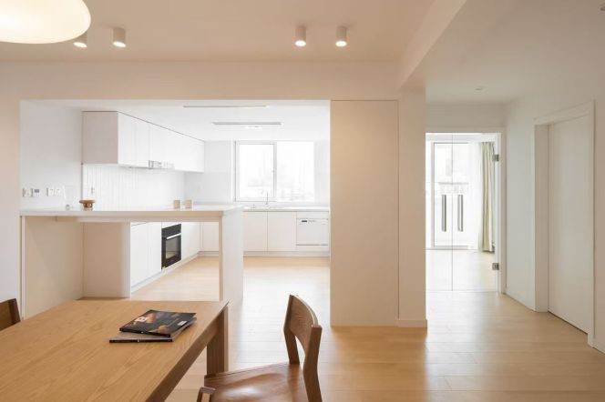 South Shanxi rd station   Modern 3BR Apartment at  Xinle Road