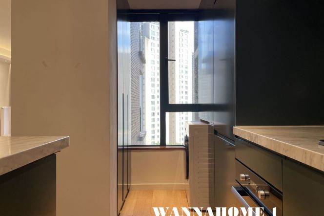 Top Compound+Spacious&Modern 3Bdrs 2Baths Apt+Hua Shan Rd/An Fu Rd/Wu Kang Rd+Large Balcony