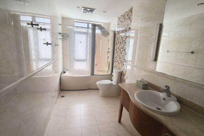 Zhongshan Park, 3-bedroom apartment with high elevator efficiency ratio