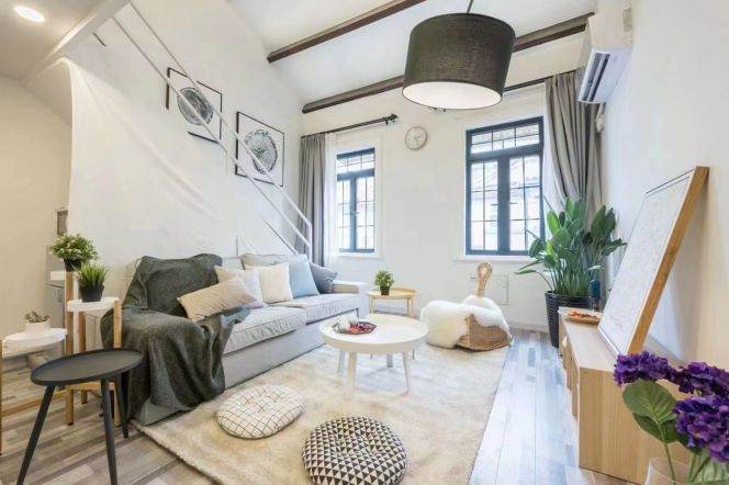 3bedrooms+spacious living room+ 2bathroom @line 1,10,12  iapm