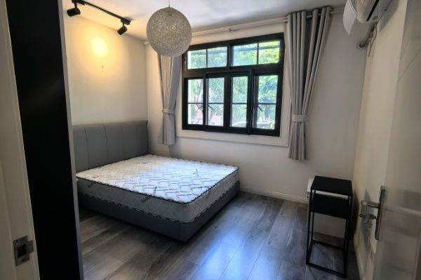 8.3k Clean 2Br Nr Changping Rd.line7