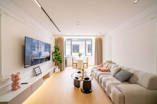 zhongshan park brand new 1BR/big living room@L2/3/4