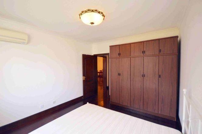 Elevator 2br with Outdoor Balcony @Huashan Road,Jiaotong University