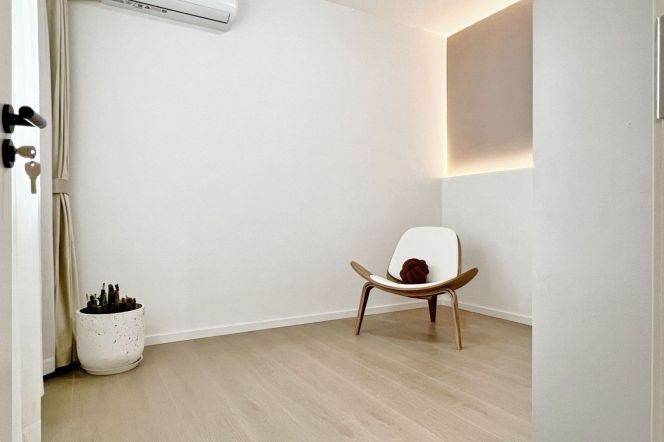 Wuding Court — Elegant 2BR with Water Floor Heating — 16,500 RMB