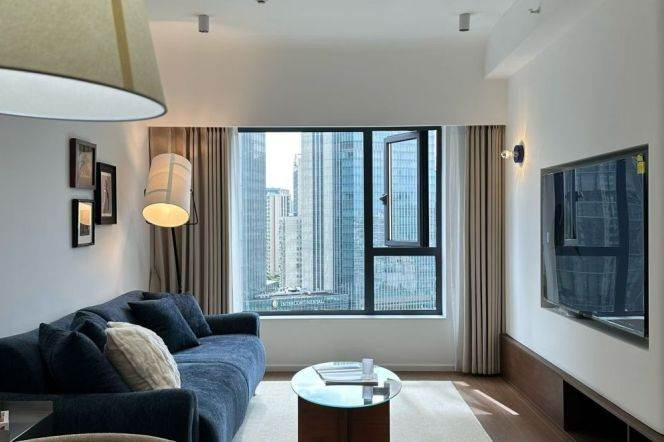 Kerry Everbright City -1+1br 90sqm Brand New -Lift - Comfortable Home 