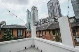 3 Brs, 2 Baths with Private Terrace/Wall heating/Oven, 120 sqm @ West Nanjing metro L2